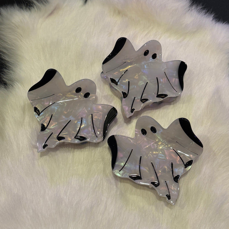 Pearl Ghost Hair Claw Clip