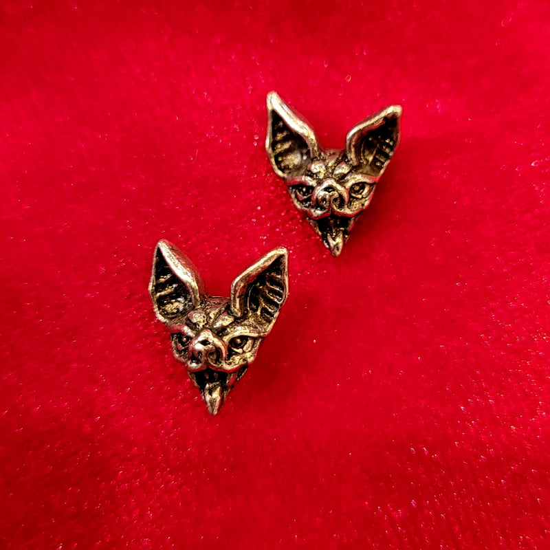 Cauchemar Bat Studs