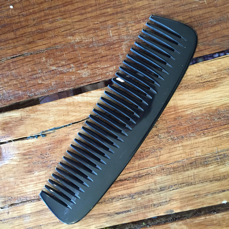 Horn Comb